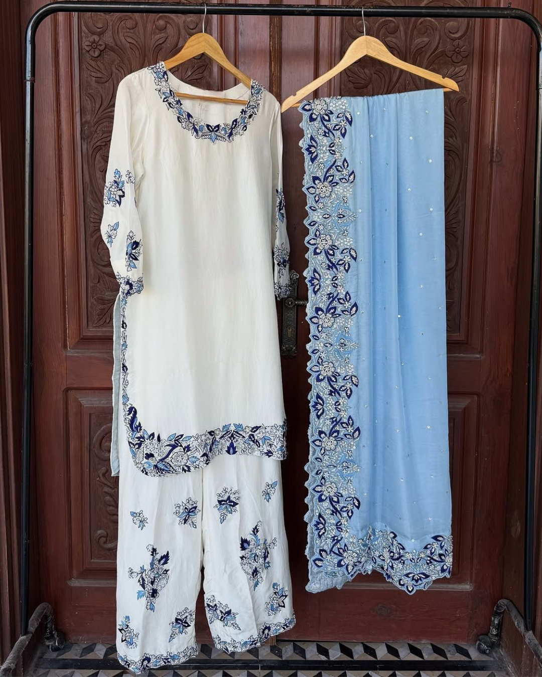 Ahana - 3 Piece Suit